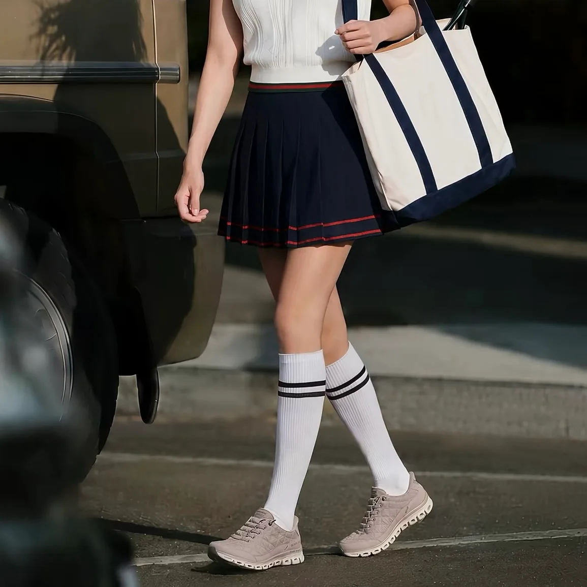 SKECHERS SLIP - INS (Ayollar uchun) — surat 4